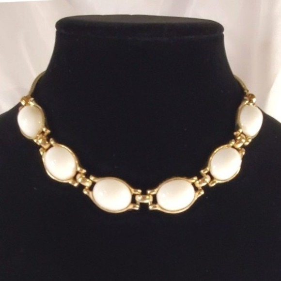 Monet Jewelry - Vintage MONET Necklace Mid Century White Cabochons Bezel Set Necklace MCM Signed